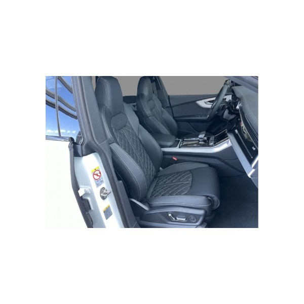 Audi Q8 55 TFSI quattro | Elegance and Power