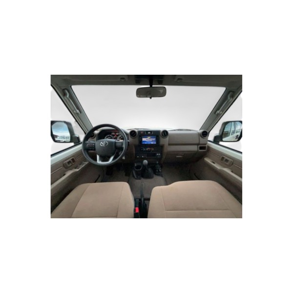 Toyota Land Cruiser 76 G-Grade 4x4 | Modena Motors