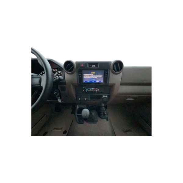 Toyota Land Cruiser 76 G-Grade 4x4 | Modena Motors