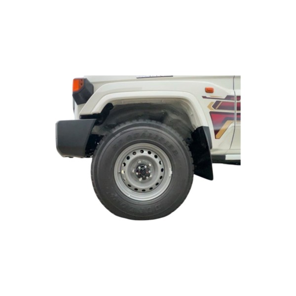 Toyota Land Cruiser 76 G-Grade 4x4 | Modena Motors