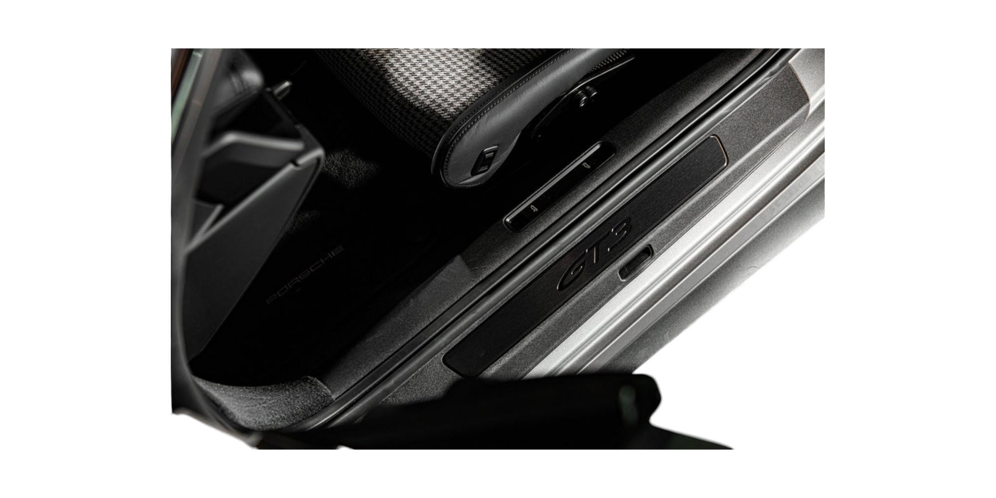 Porsche 911 992 GT3 Touring – Pure Driving Passion