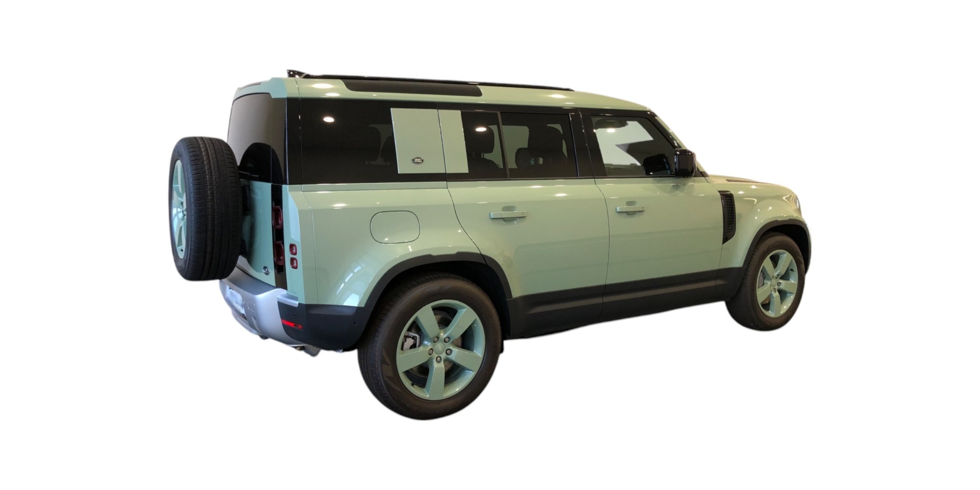 Land Rover Defender 110 PHEV 75th Edition: Ultimate Adventure