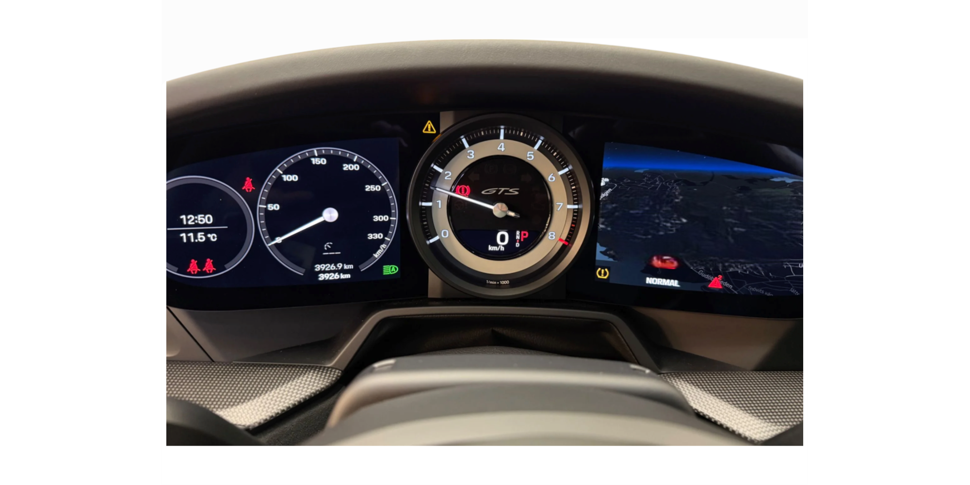 Porsche 911 992 Carrera 4 GTS – Power and Style | Buy Now