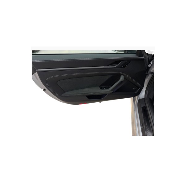 Porsche 911 992 Carrera 4 GTS – Power and Style | Buy Now