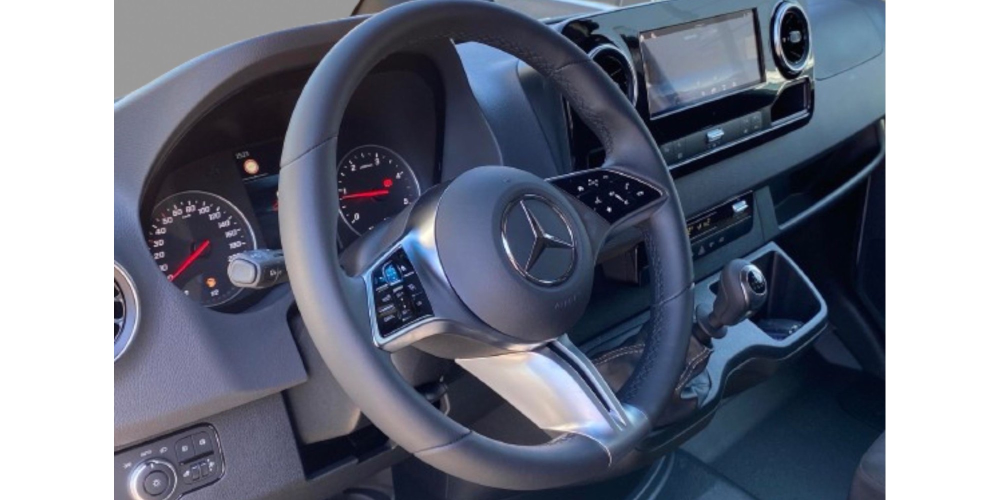 Mercedes-Benz Sprinter | Reliable Cargo Van