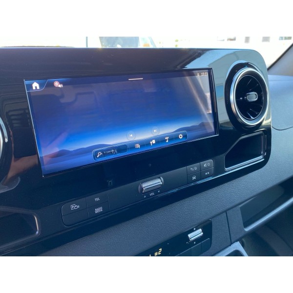 Mercedes-Benz Sprinter | Reliable Cargo Van