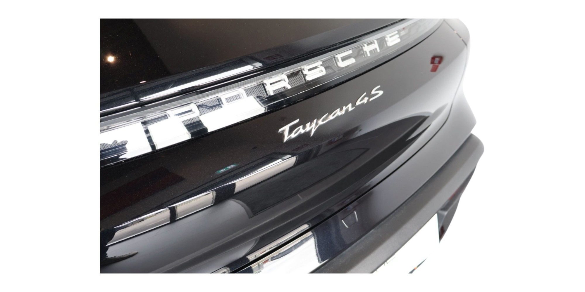 Porsche Taycan 4S Cross Turismo