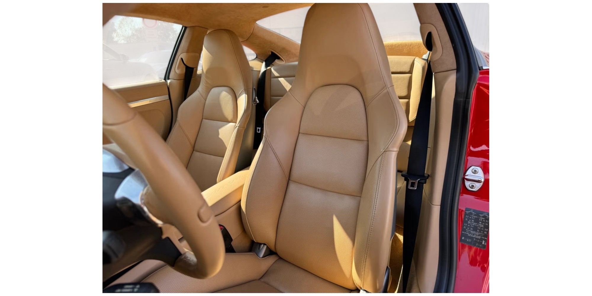 Porsche 911 992: Iconic Style and Performance