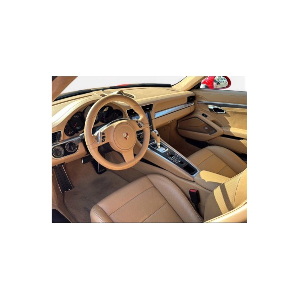 Porsche 911 992: Iconic Style and Performance