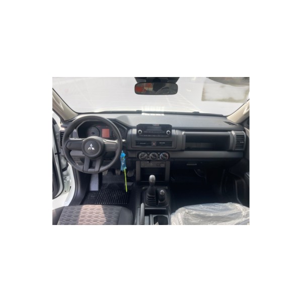 Mitsubishi L200 DC GL 4WD 2.4 Diesel Tough Pickup