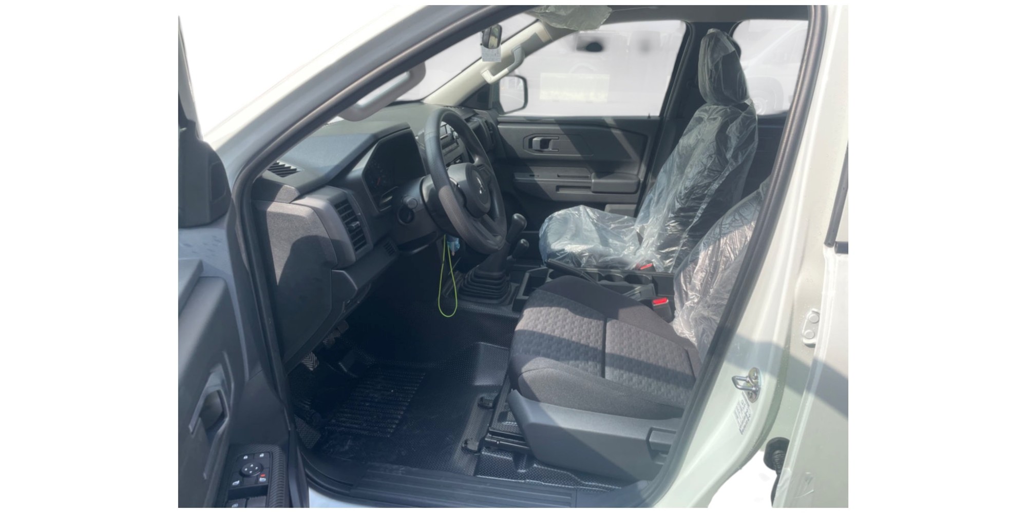 Mitsubishi L200 DC GL 4WD 2.4 Diesel Tough Pickup