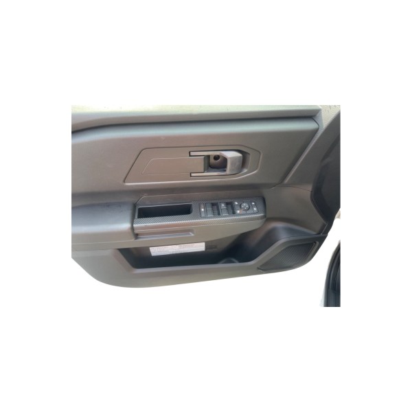 Mitsubishi L200 DC GL 4WD 2.4 Diesel Tough Pickup