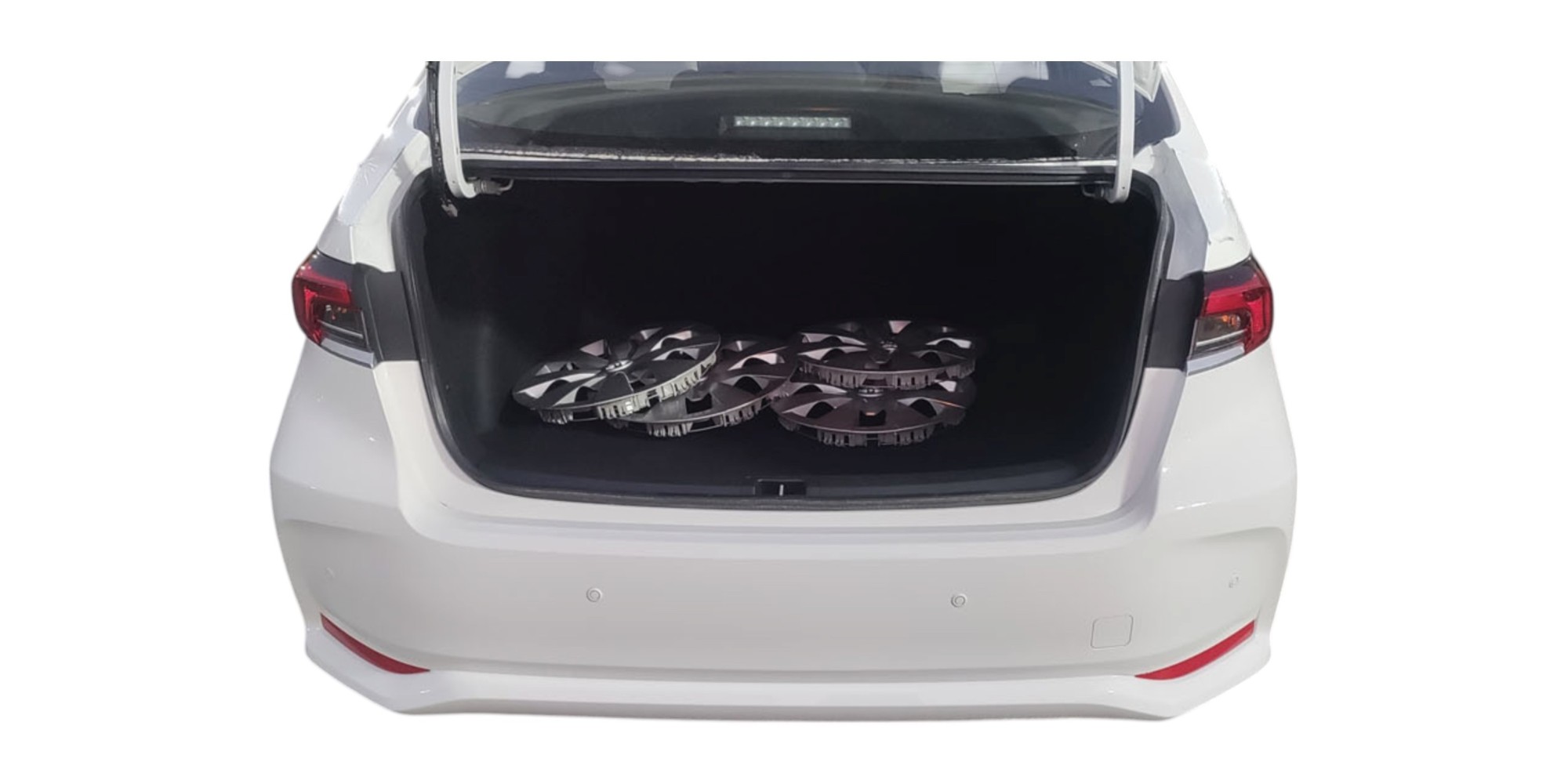 Toyota Corolla XLI Hybrid | Compact Eco-Friendly Sedan