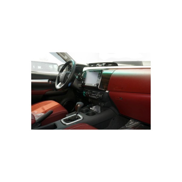 Toyota Hilux SR5 | Rugged and Reliable