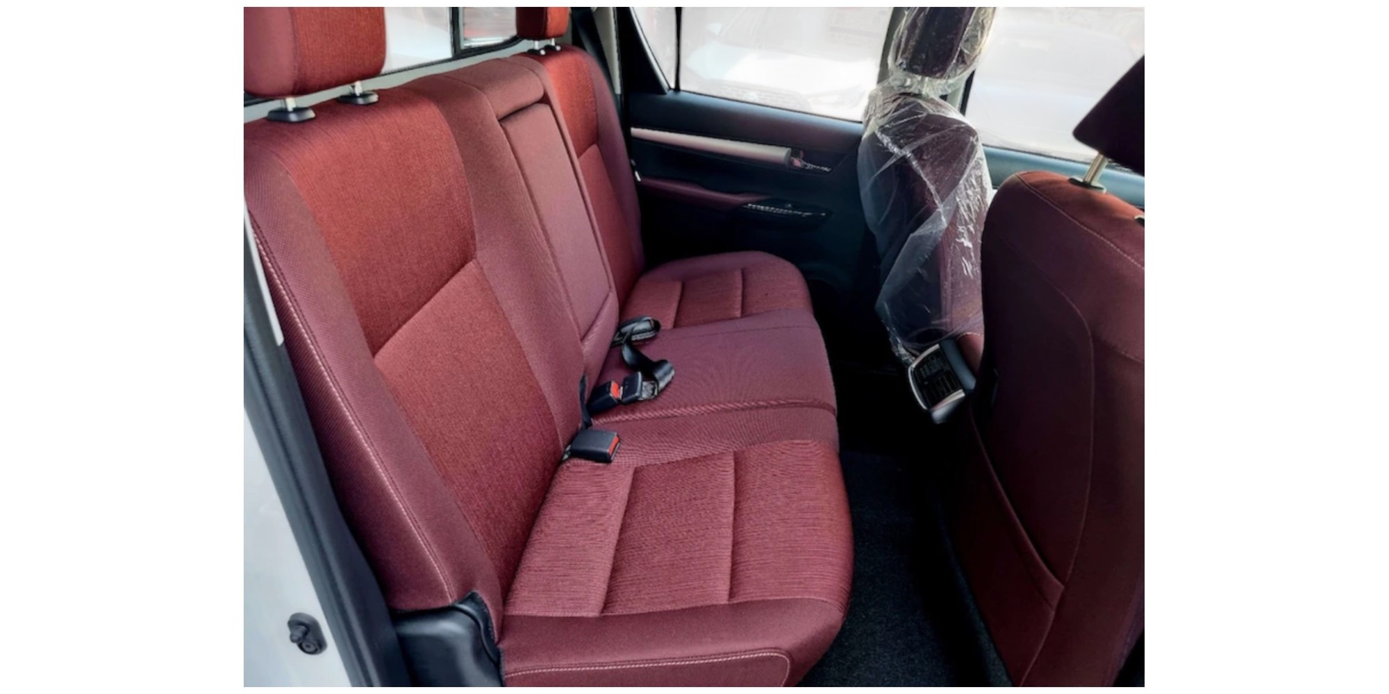 Toyota Hilux SR5 | Rugged and Reliable