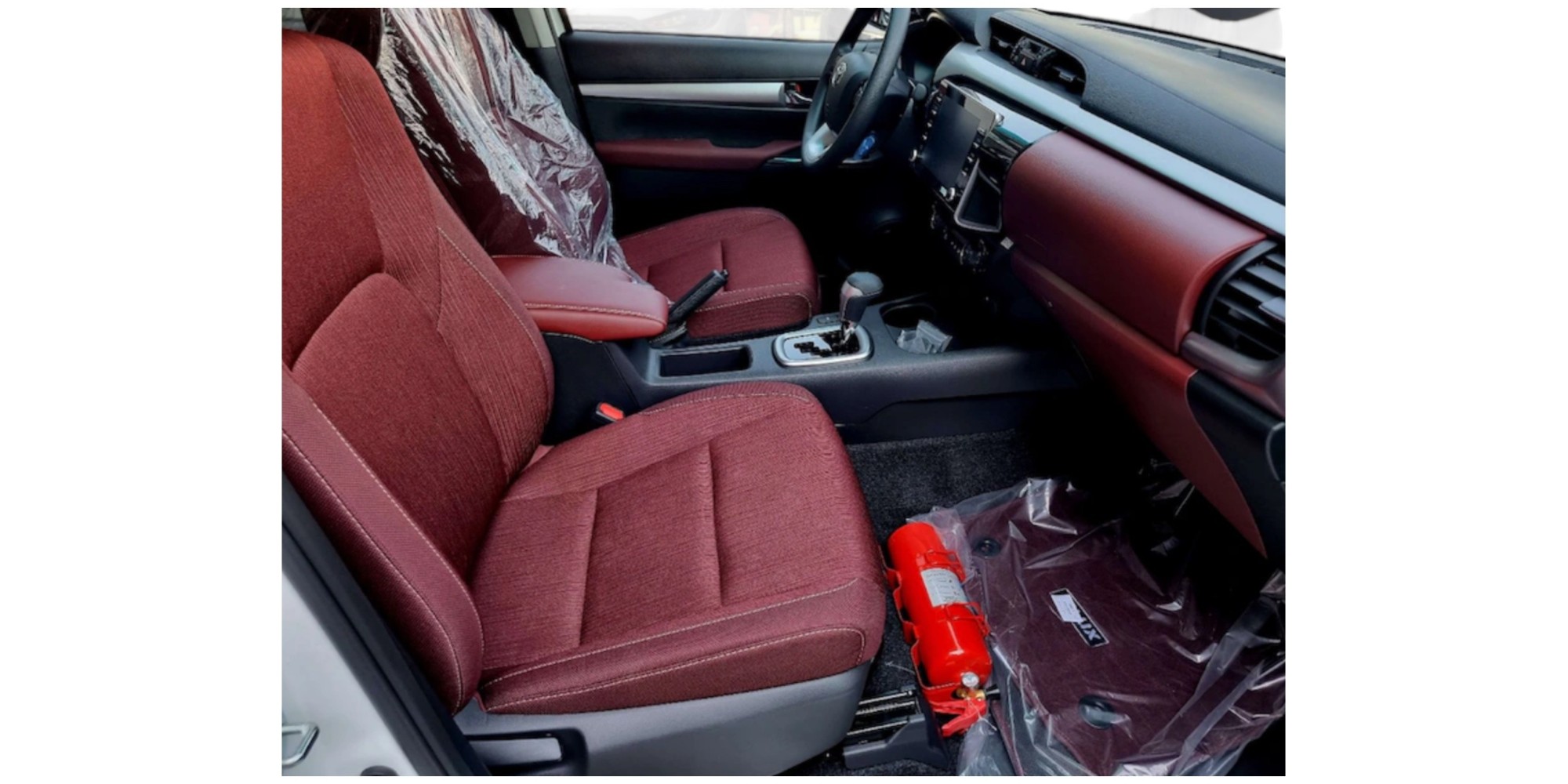 Toyota Hilux SR5 | Rugged and Reliable