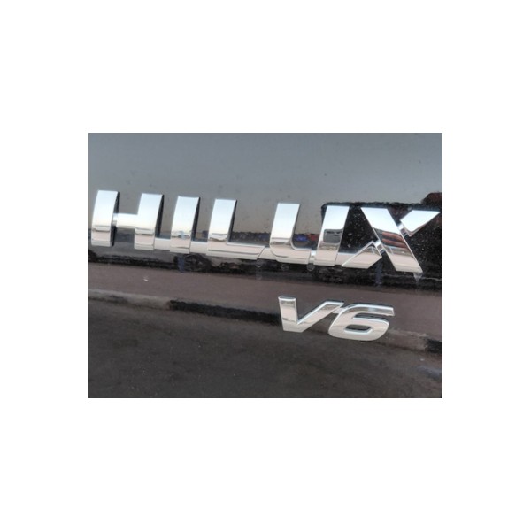 Toyota Hilux SR5 | Rugged and Reliable