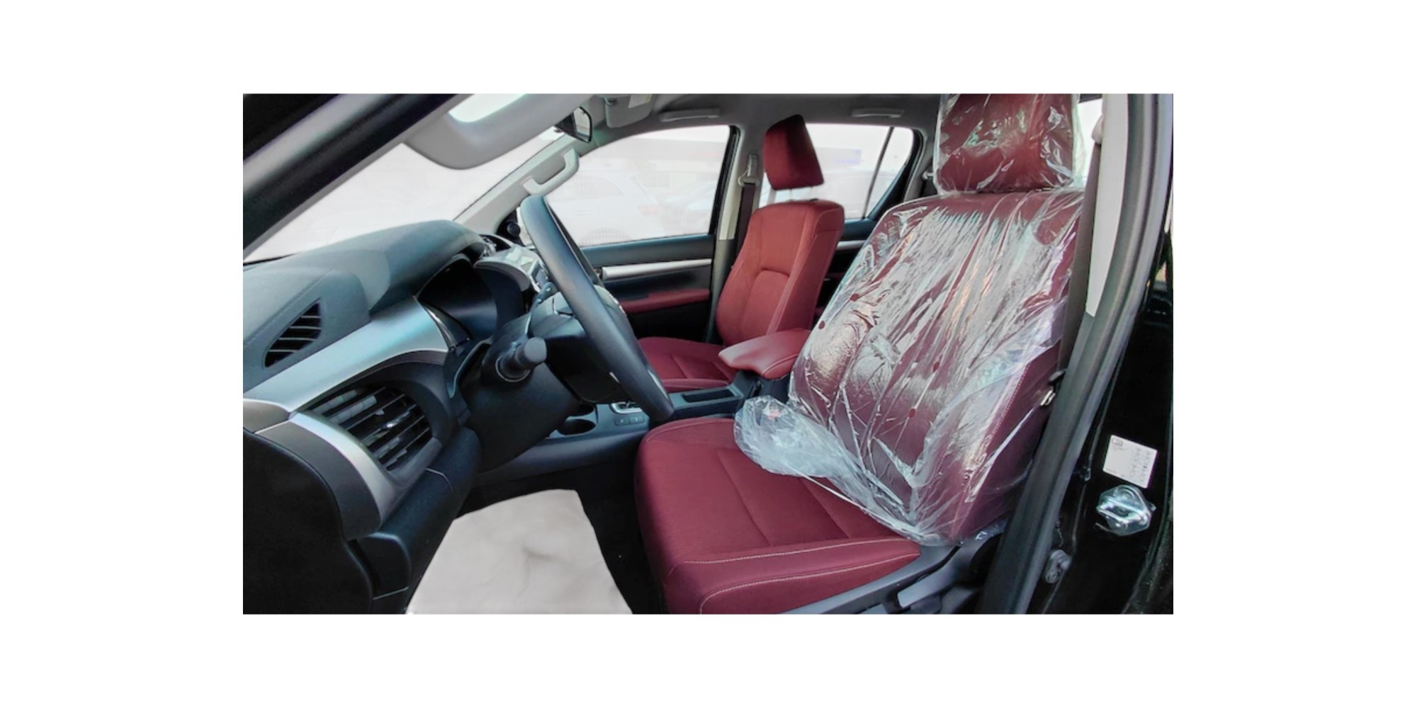 Toyota Hilux SR5 | Rugged and Reliable