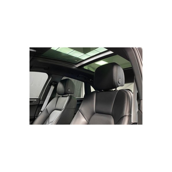 Porsche Macan S – Power & Elegance on Every Drive