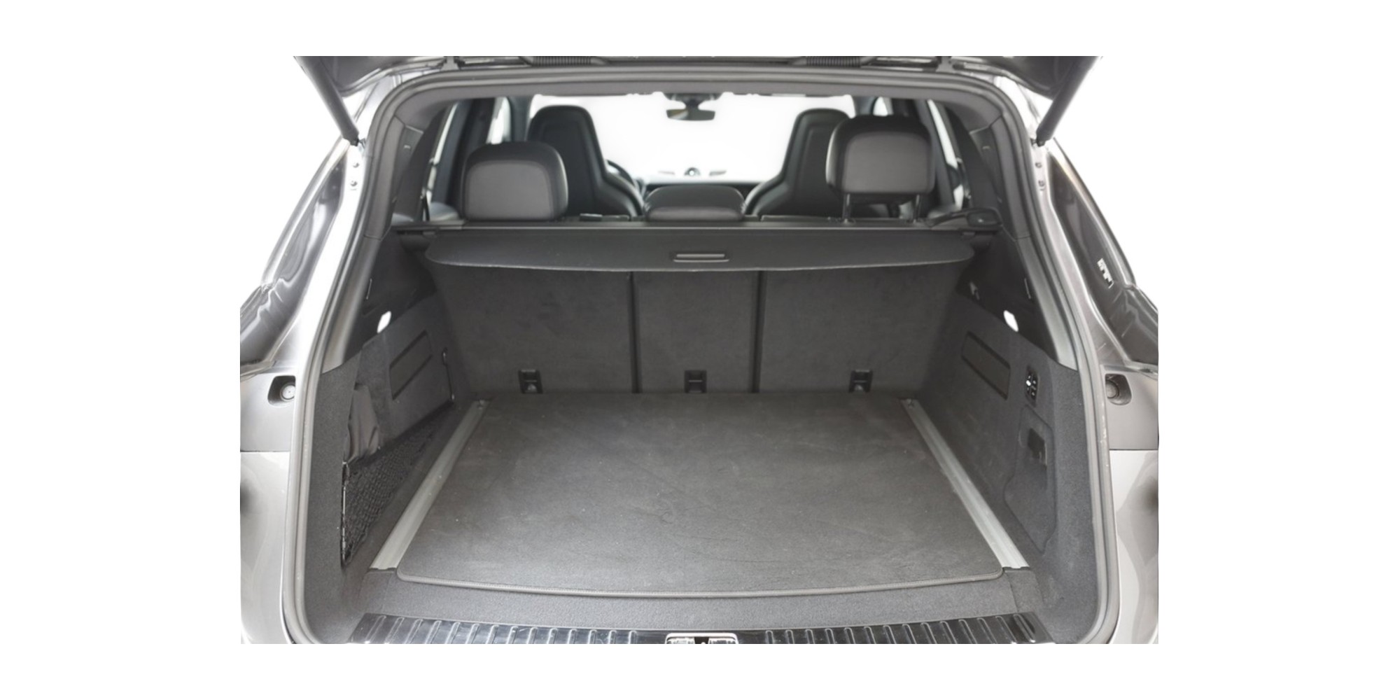 Porsche Cayenne E-Hybrid Luxury SUV – Modena Motors GmbH