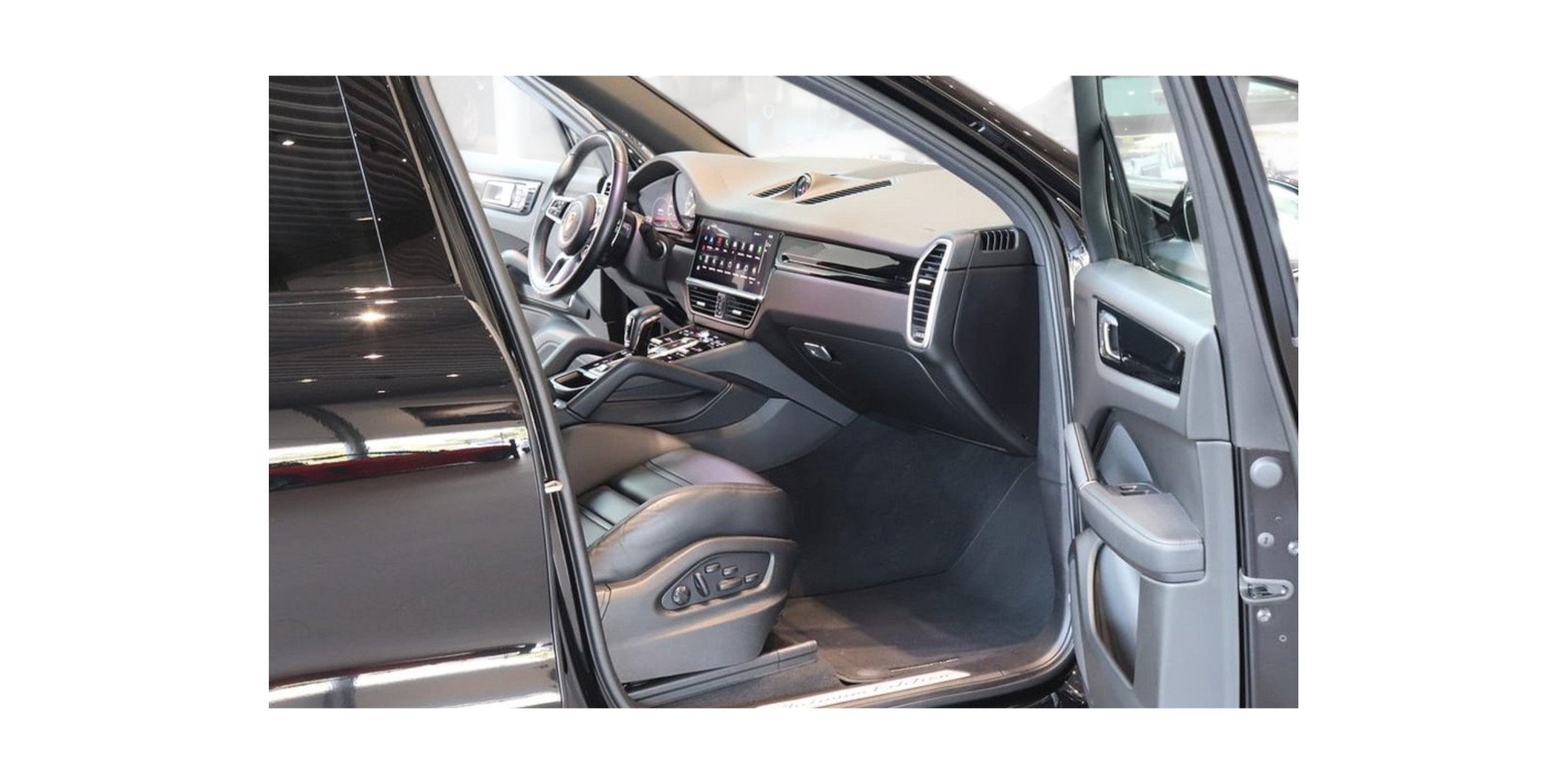 Porsche Cayenne E-Hybrid | Platinum Edition Luxury