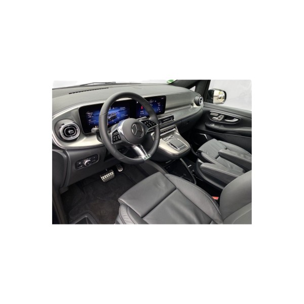 Mercedes-Benz V300d | Premium People Carrier