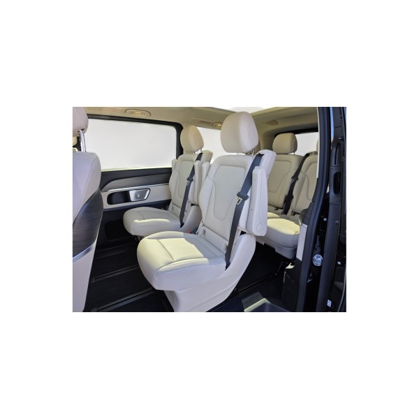 Mercedes-Benz V300d | Premium People Carrier