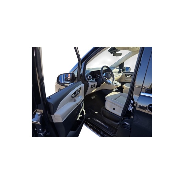 Mercedes-Benz V300d | Premium People Carrier