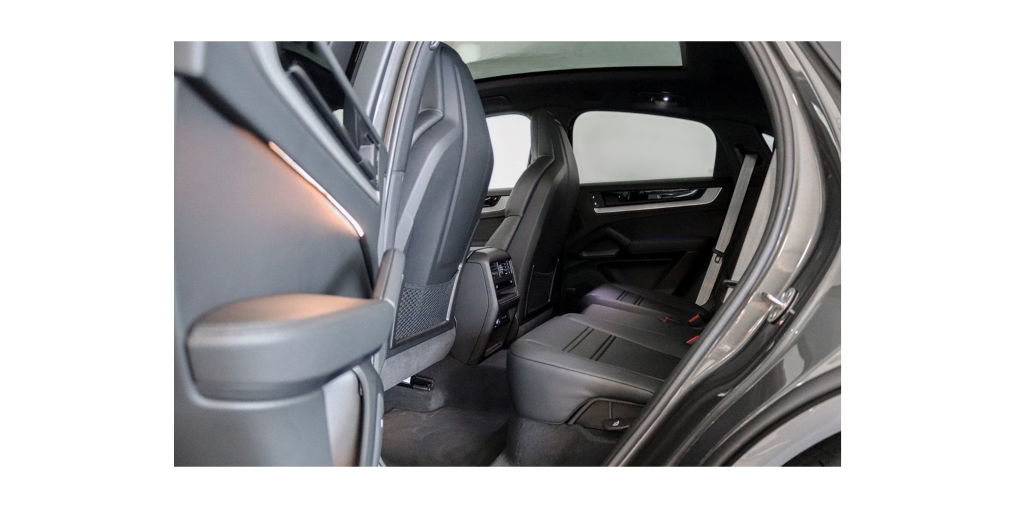 Porsche Cayenne Coupe E-Hybrid | Luxury SUV