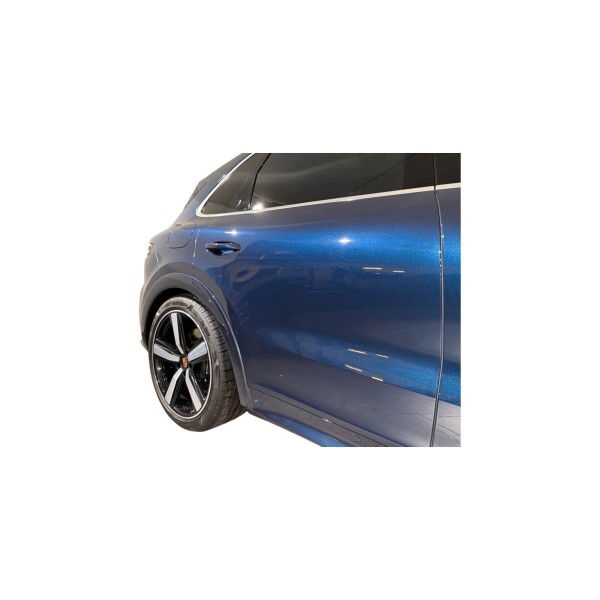 Porsche Cayenne S E-Hybrid – Power Meets Green Efficiency!