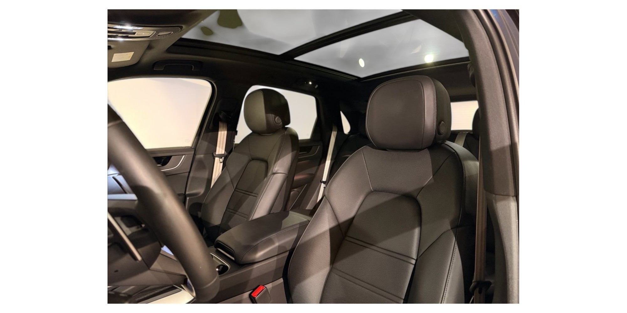 Porsche Cayenne S E-Hybrid – Power Meets Green Efficiency!