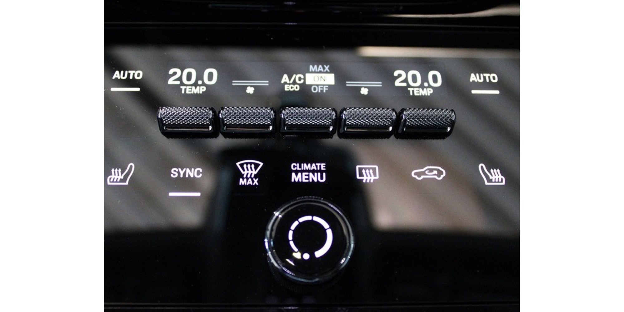 Porsche Cayenne E-Hybrid Luxury SUV – Modena Motors GmbH