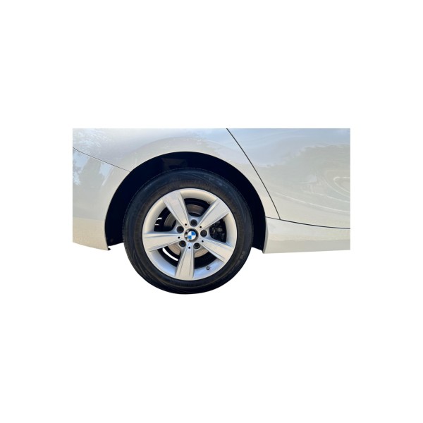 BMW 118d Sport Line | Stylish and Efficient Hatchback