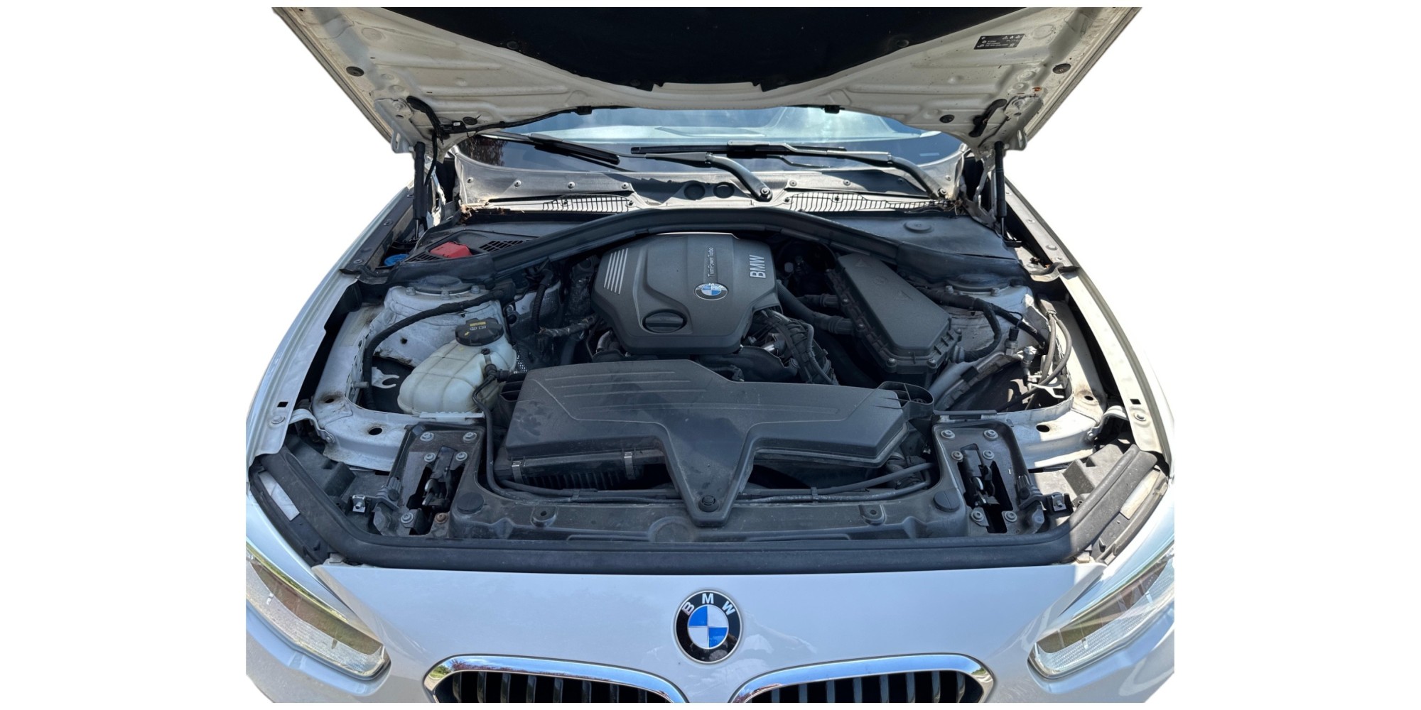 BMW 118d Sport Line | Stylish and Efficient Hatchback