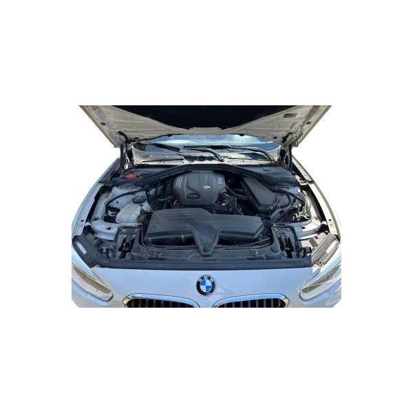 BMW 118d Sport Line | Stylish and Efficient Hatchback