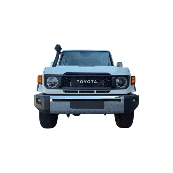Toyota Land Cruiser 76 AT Luxury | Modena Motors
