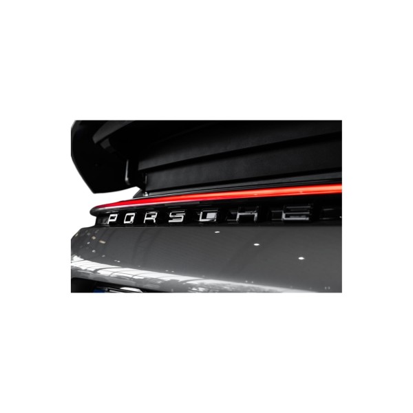 Porsche 911 992 GTS Cabrio – Potenza e Libertà di Guida