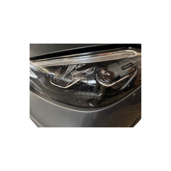 Mercedes-Benz C180 | Sophisticated Sedan