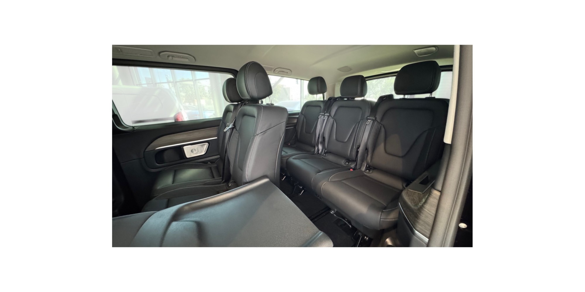 Mercedes-Benz V250d | Premium People Carrier