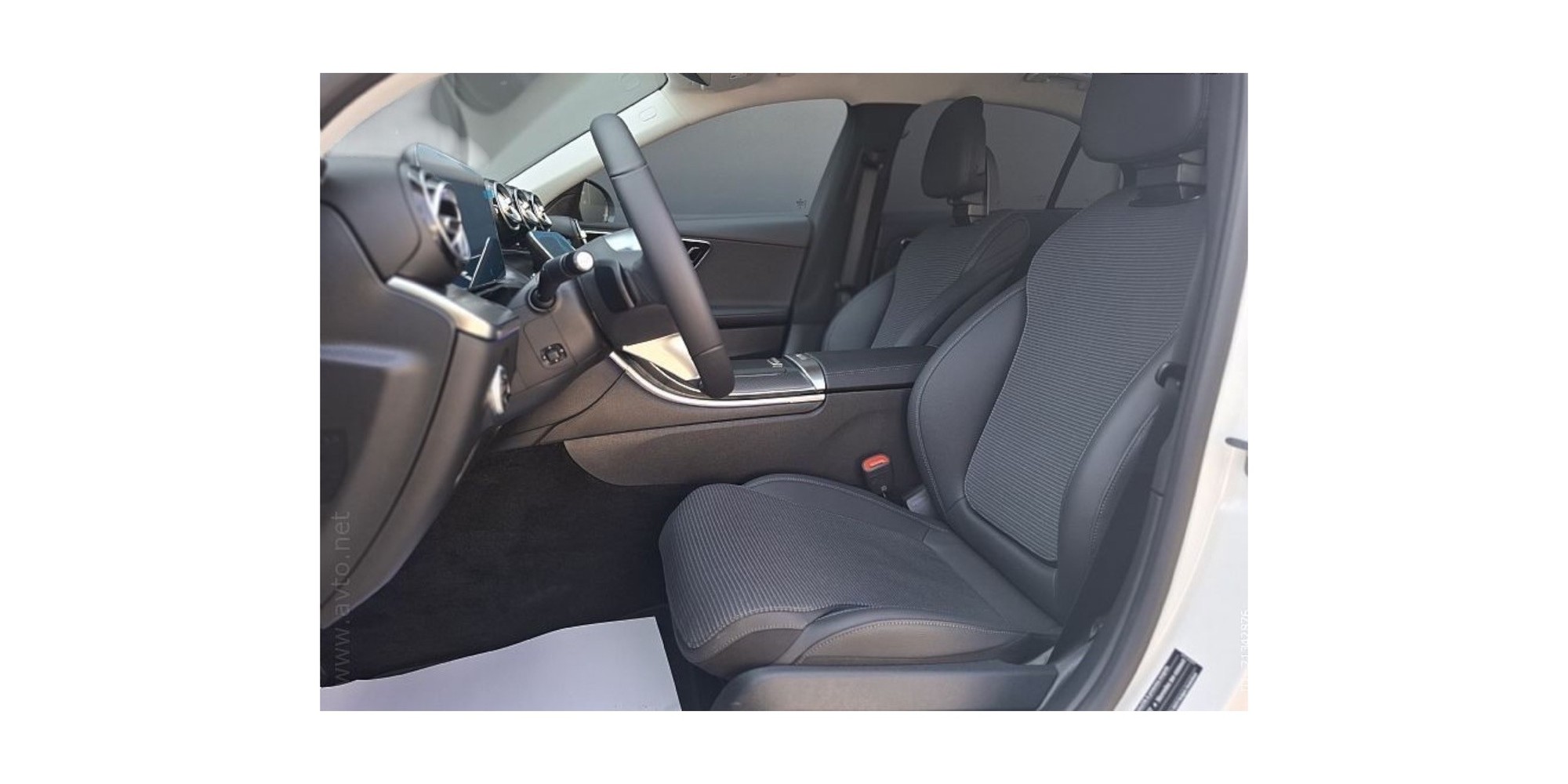 Mercedes-Benz C180 | Sophisticated Sedan