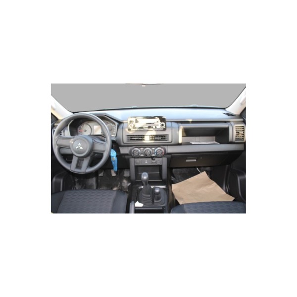 Mitsubishi L200 2.4L GL Diesel 4x4