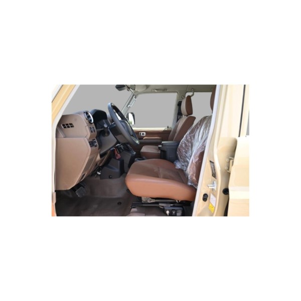 Toyota Land Cruiser 79 Double cabin 2.8L V4 | Modena Motors