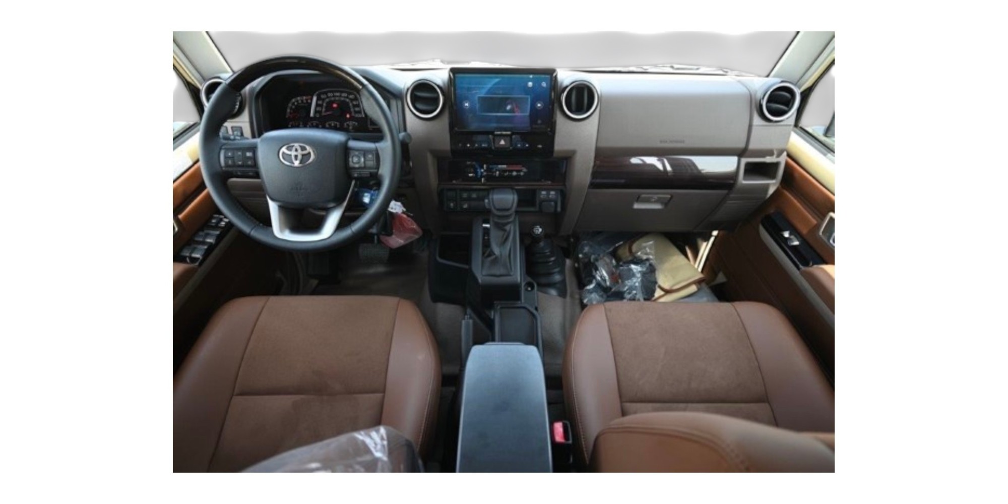 Toyota Land Cruiser 79 Double cabin 2.8L V4 | Modena Motors