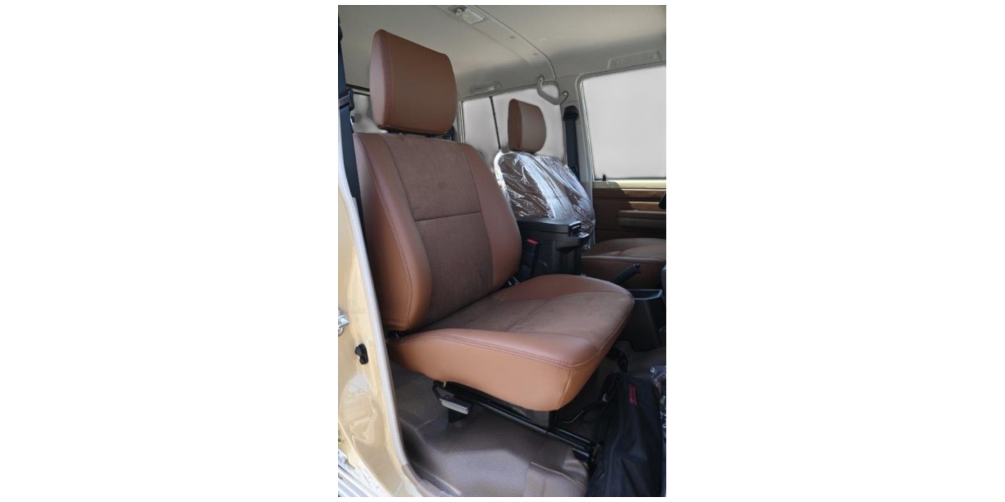 Toyota Land Cruiser 79 Double cabin 2.8L V4 | Modena Motors