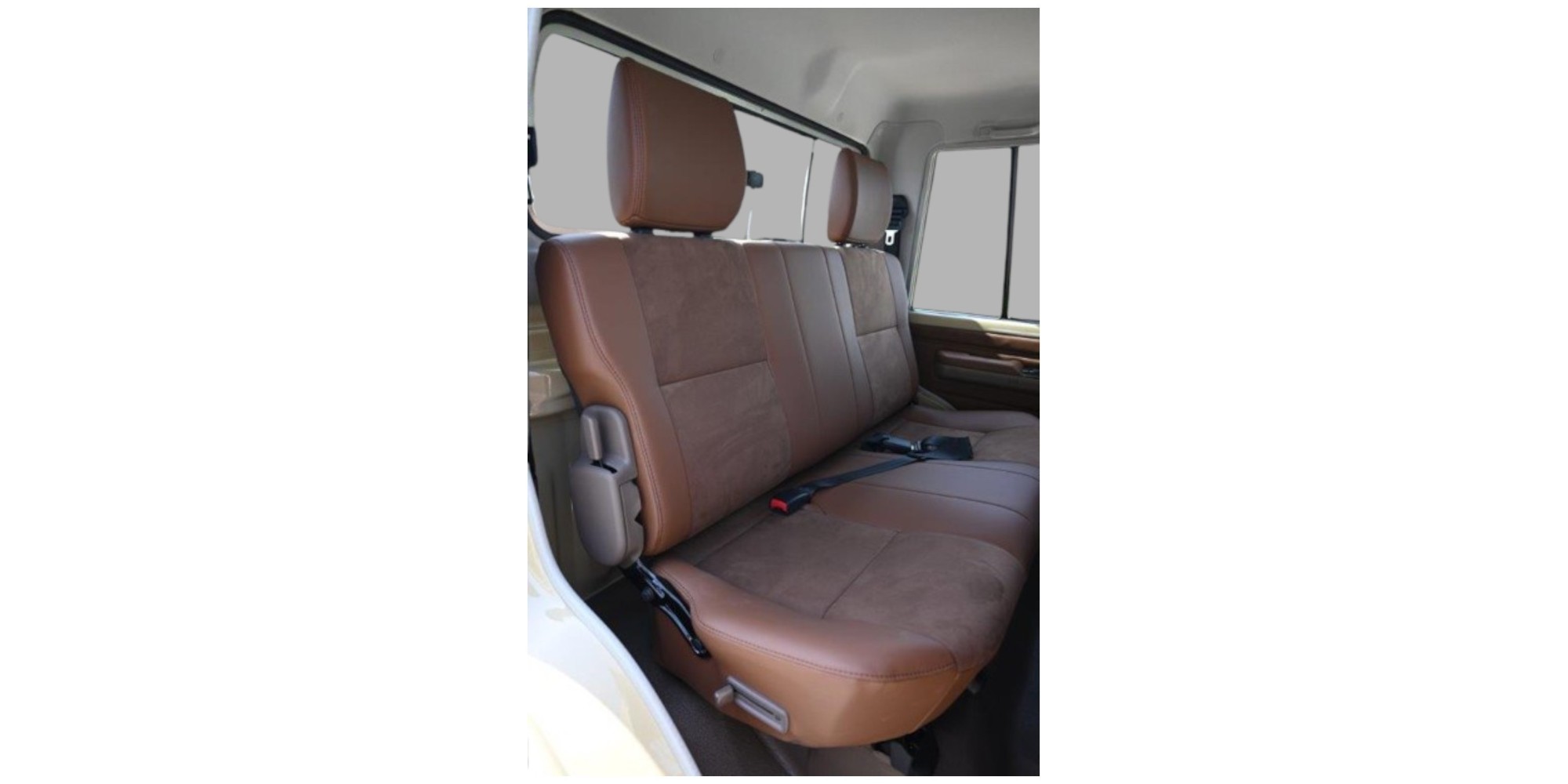 Toyota Land Cruiser 79 Double cabin 2.8L V4 | Modena Motors