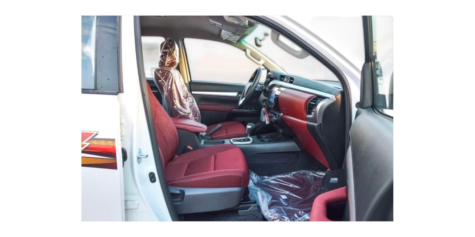 Toyota Hilux 2.7 4x4 AT Double Cab Full Option Modena