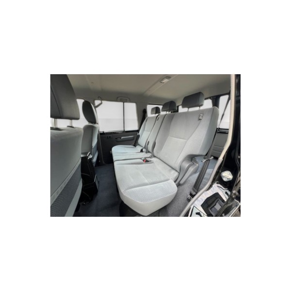 Toyota Land Cruiser 76 AT Luxury | Modena Motors