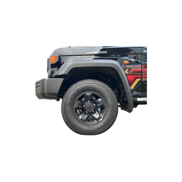 Toyota Land Cruiser 76 AT Luxury | Modena Motors