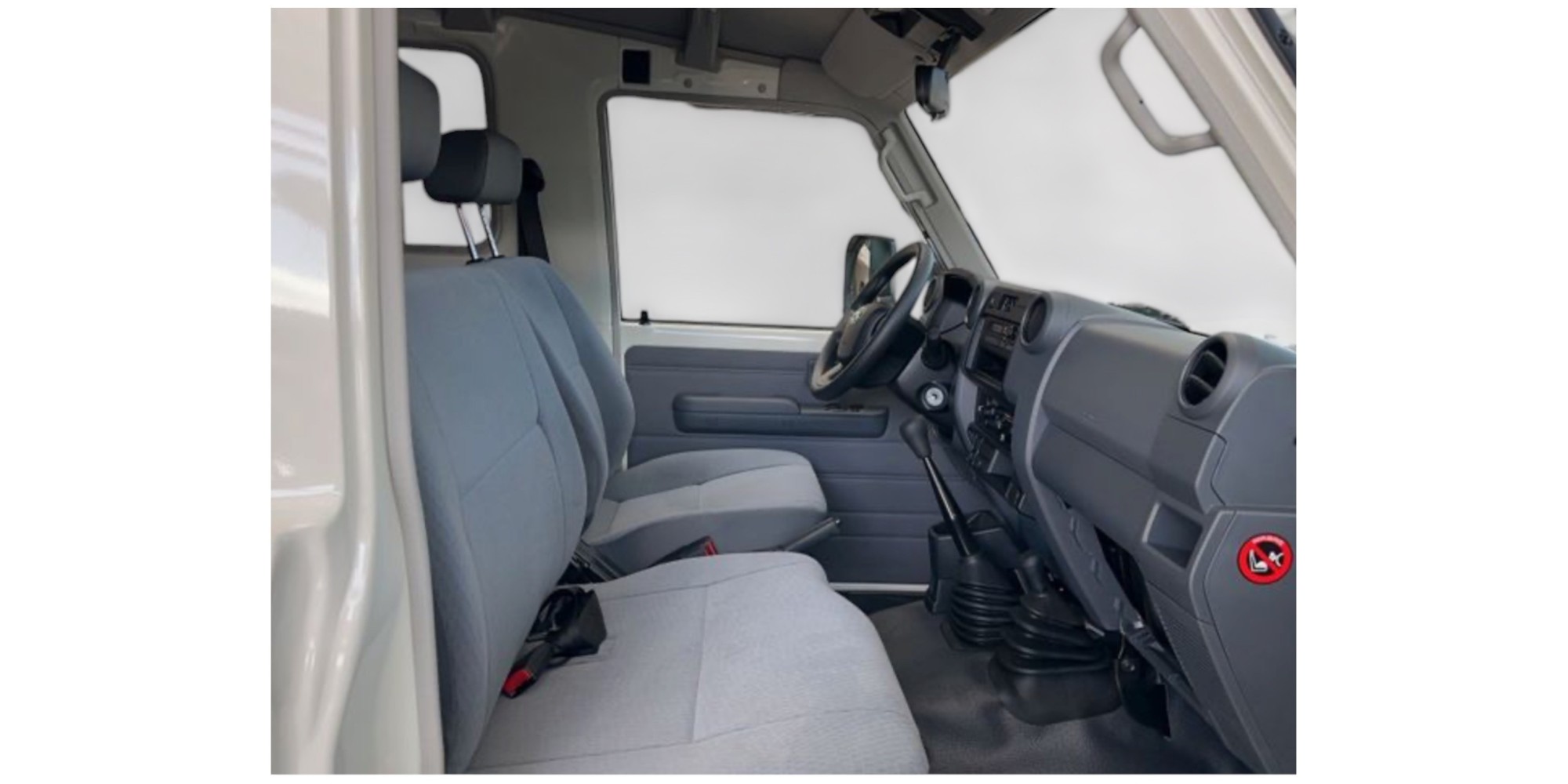 Toyota Land Cruiser 78 | Modena Motors