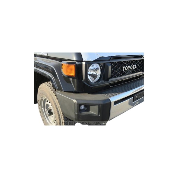 Toyota Land Cruiser 76 AT Luxury | Modena Motors